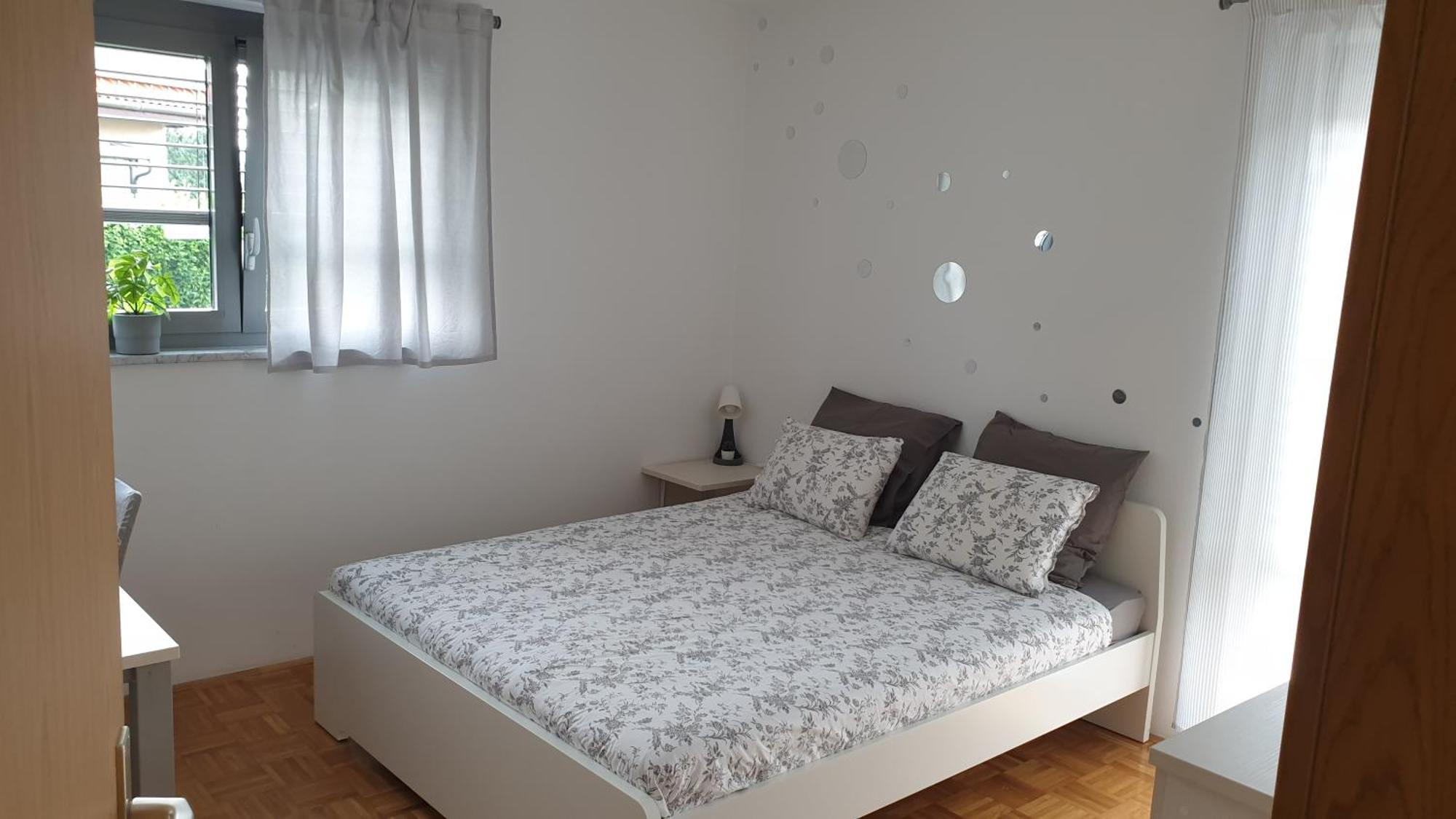 Apartment EMMA Ljubljana - FREE parking, AC, Wifi Exterior foto