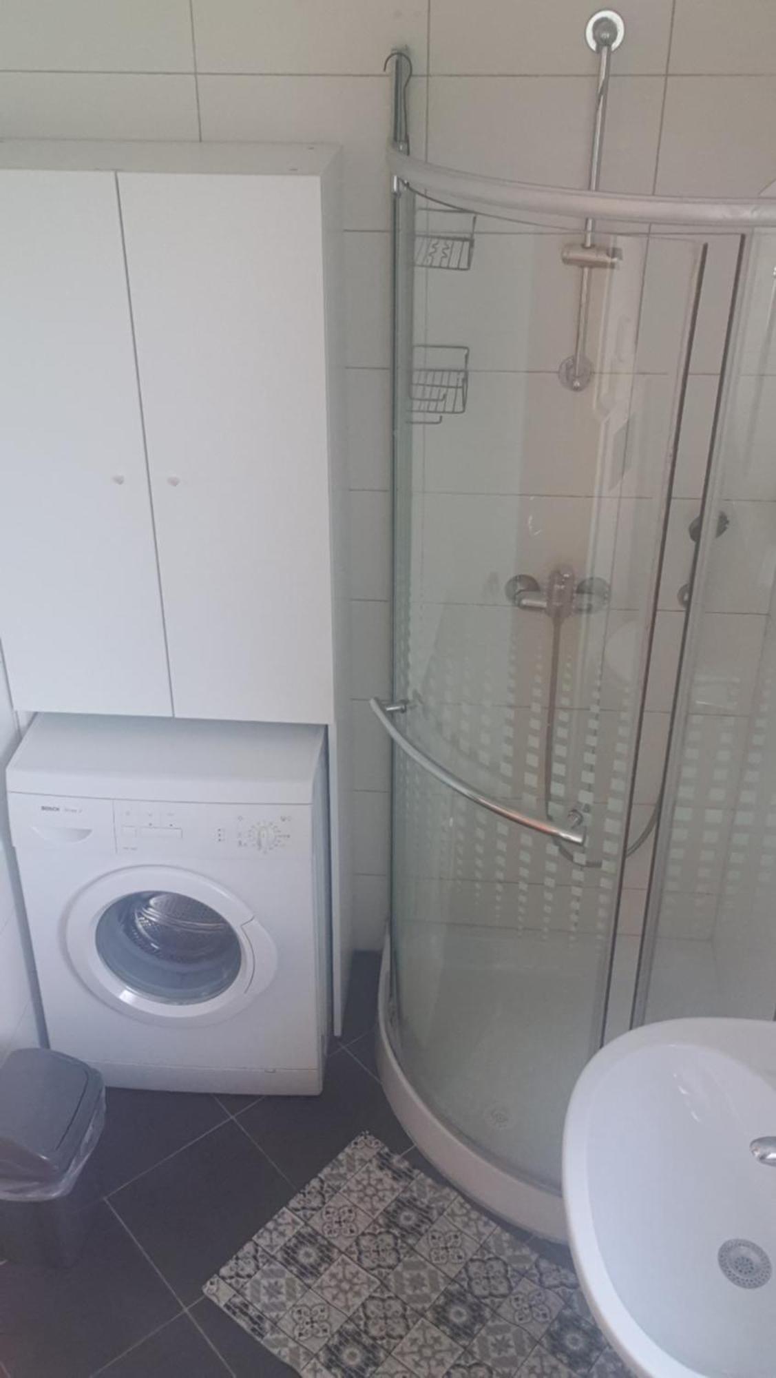Apartment EMMA Ljubljana - FREE parking, AC, Wifi Exterior foto