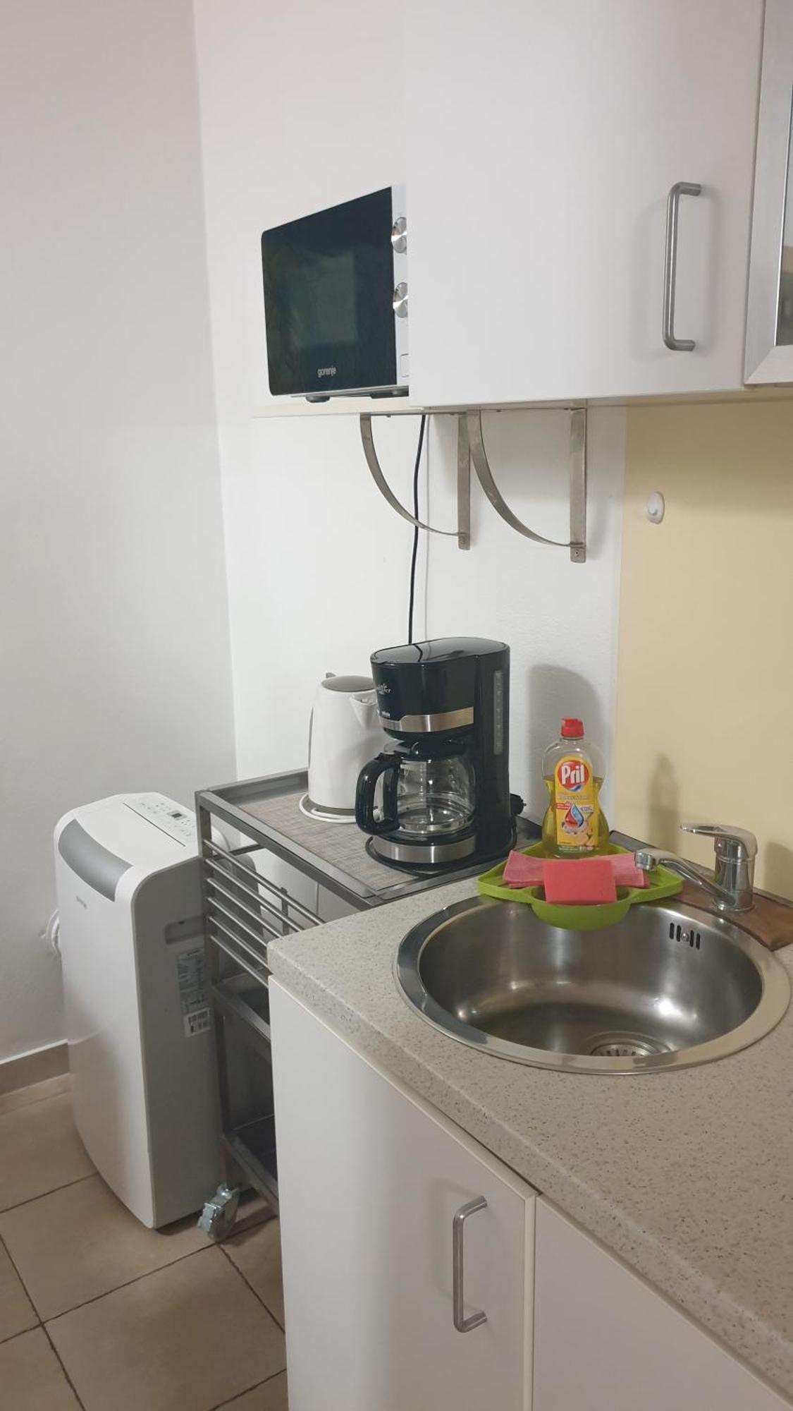 Apartment EMMA Ljubljana - FREE parking, AC, Wifi Exterior foto