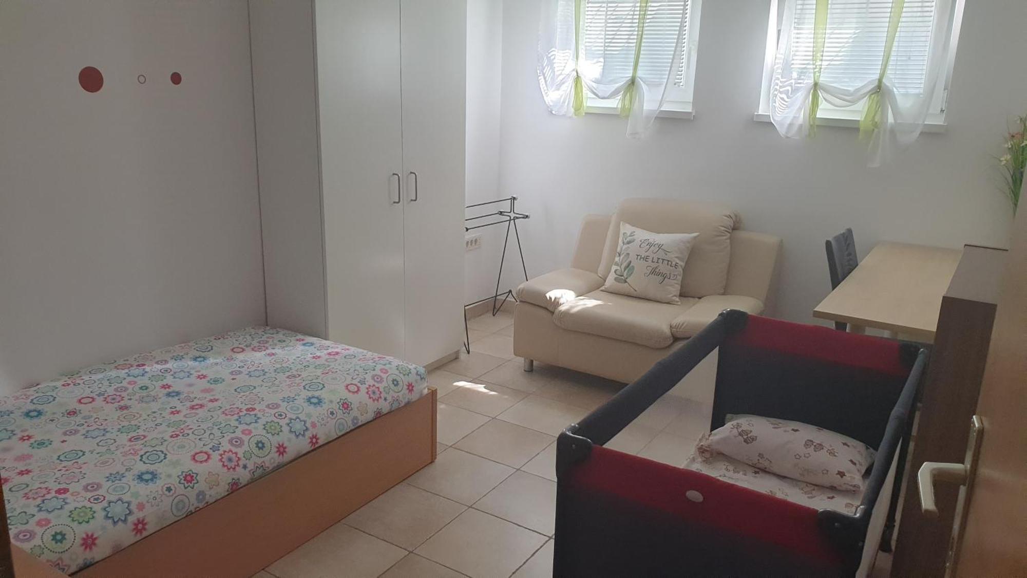 Apartment EMMA Ljubljana - FREE parking, AC, Wifi Exterior foto